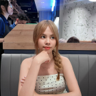 Tuyết Truyền